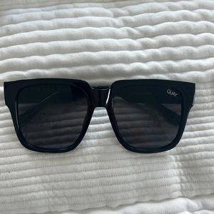 Quay like new on the prowl sunglasses